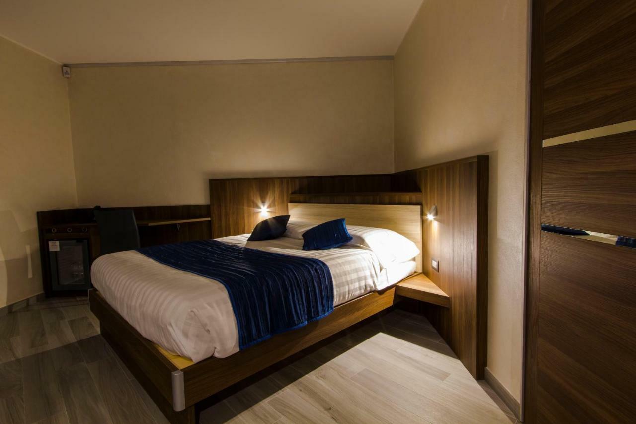 Mito Hotel Chatillon Exterior photo